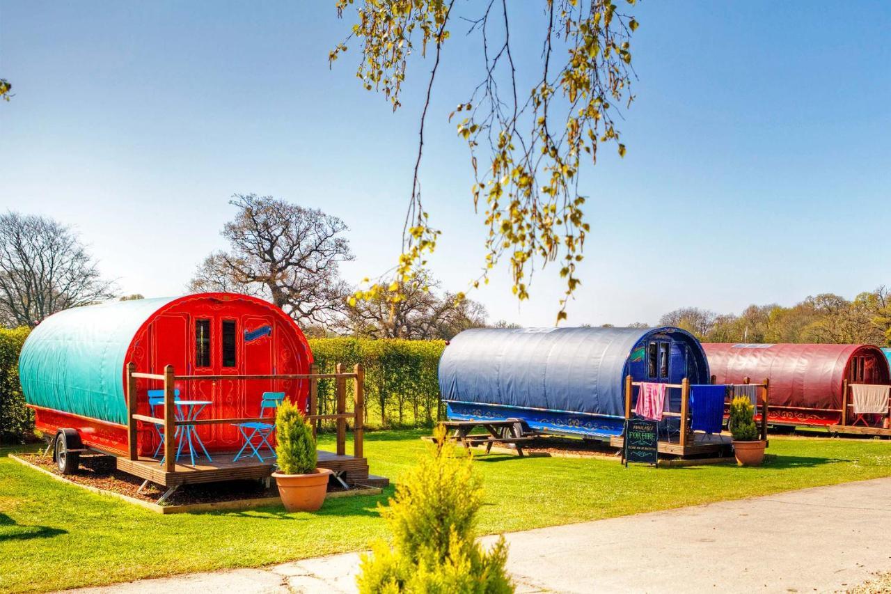 Glamping At South Lytchett Manor Hotell Poole Eksteriør bilde