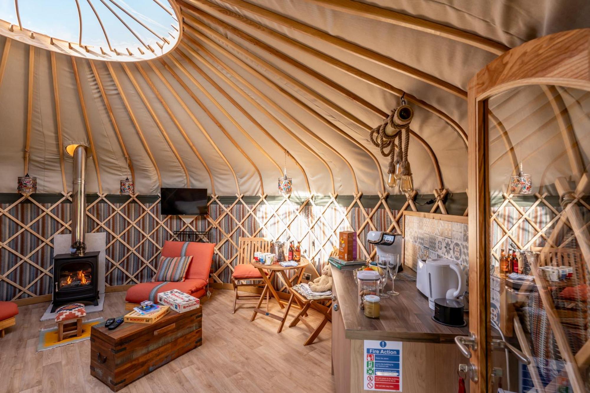 Glamping At South Lytchett Manor Hotell Poole Eksteriør bilde