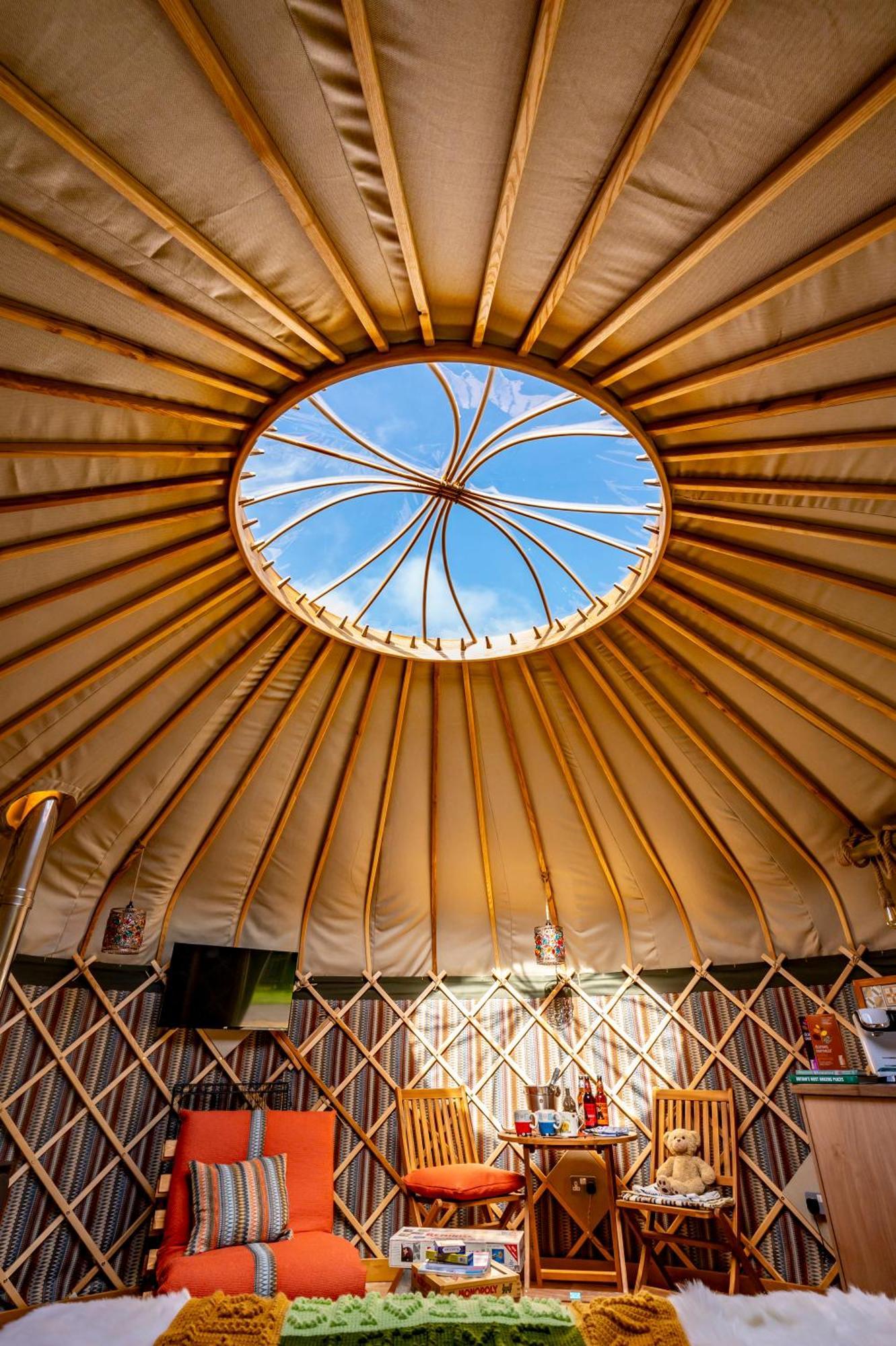Glamping At South Lytchett Manor Hotell Poole Eksteriør bilde