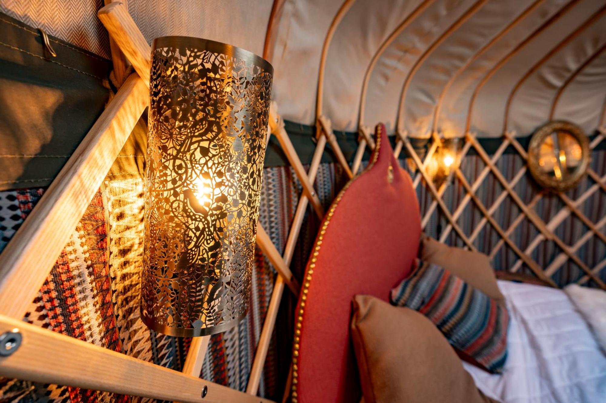 Glamping At South Lytchett Manor Hotell Poole Eksteriør bilde