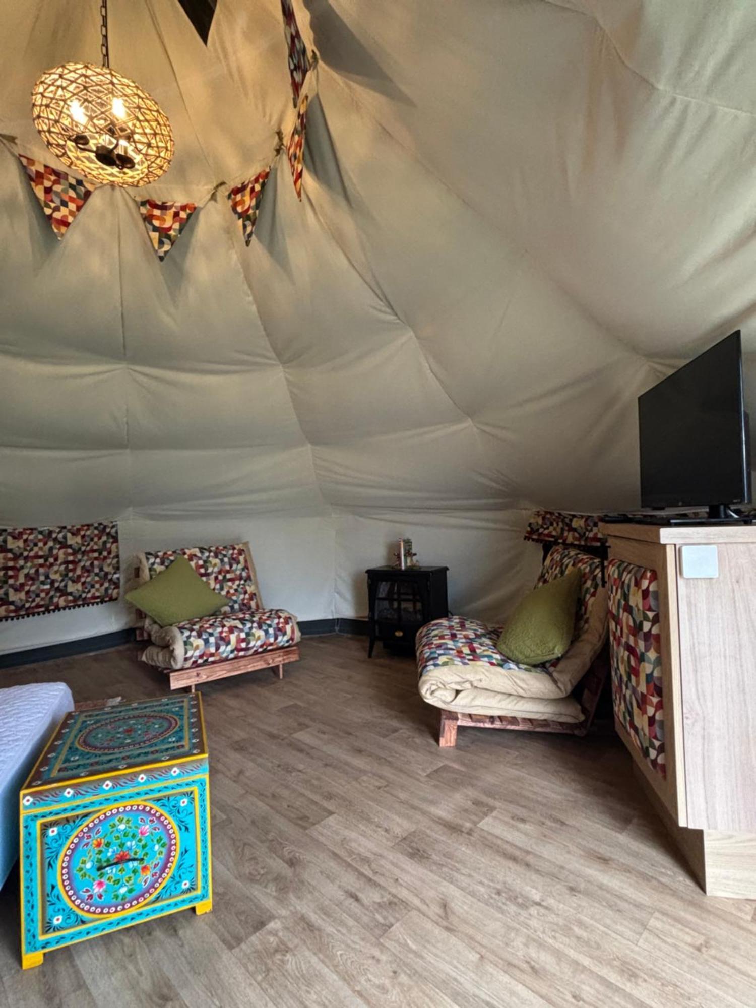 Glamping At South Lytchett Manor Hotell Poole Eksteriør bilde