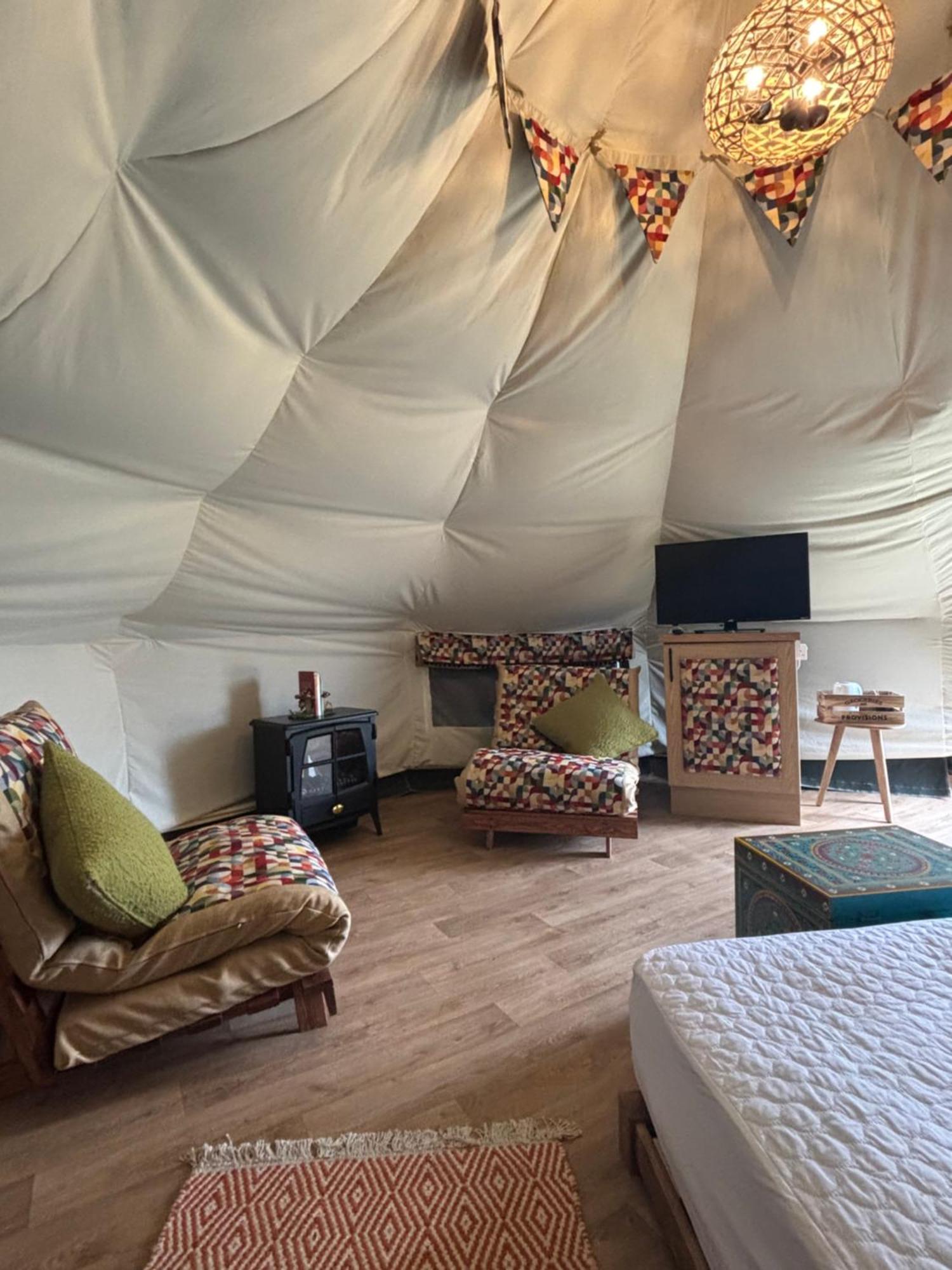 Glamping At South Lytchett Manor Hotell Poole Eksteriør bilde